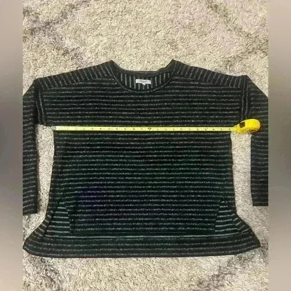 Madewell Marled Stripe Boxy High Low Long Sleeve Sweater in Black White M (C115) - Picture 8 of 10